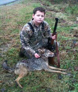 Coyote mounts  Kentucky Hunting